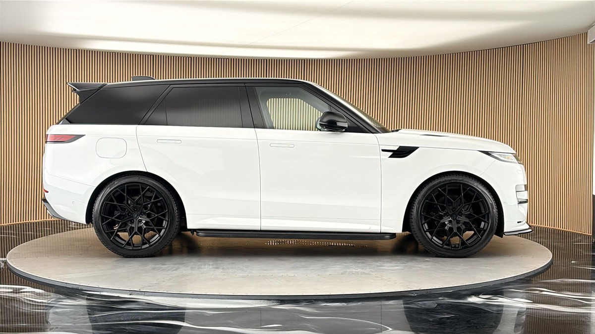 Land Rover Range Rover Sport Urban Image 16