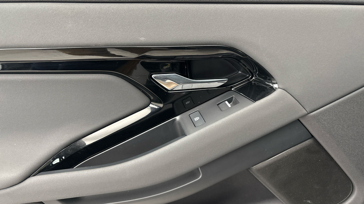 Land Rover Range Rover Evoque Image 19