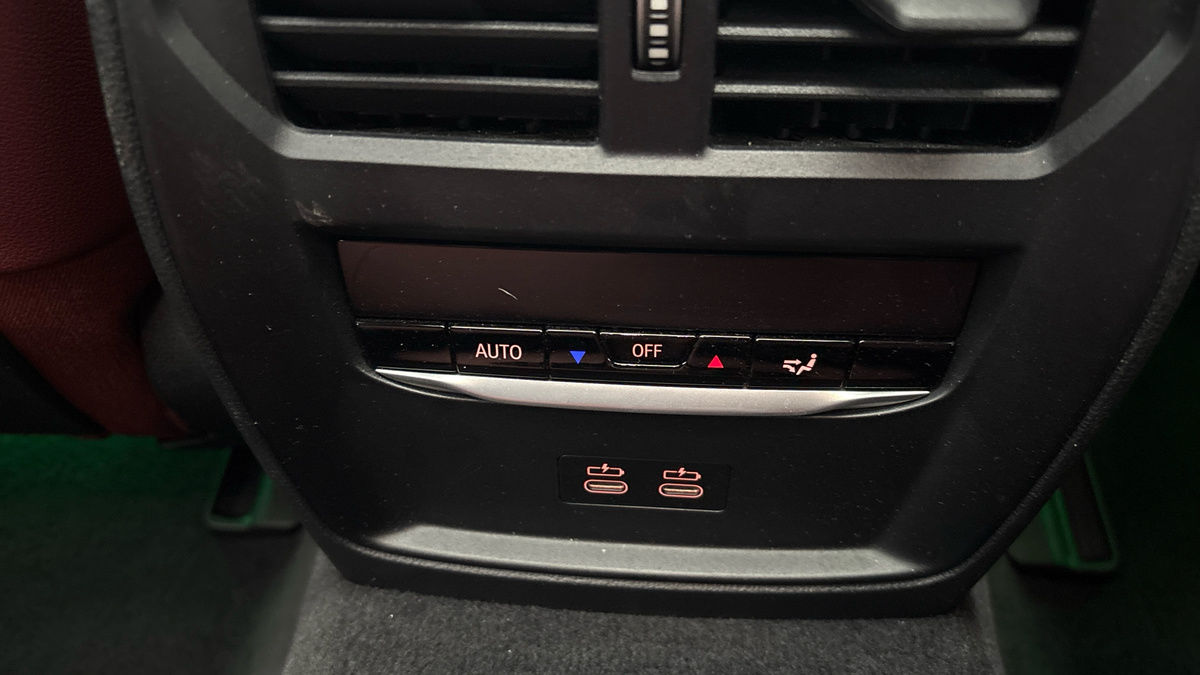 BMW i4 Image 34