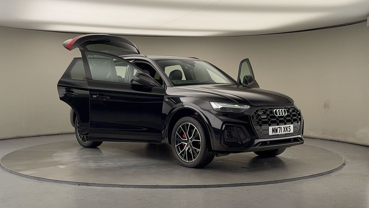 More views of Audi Q5