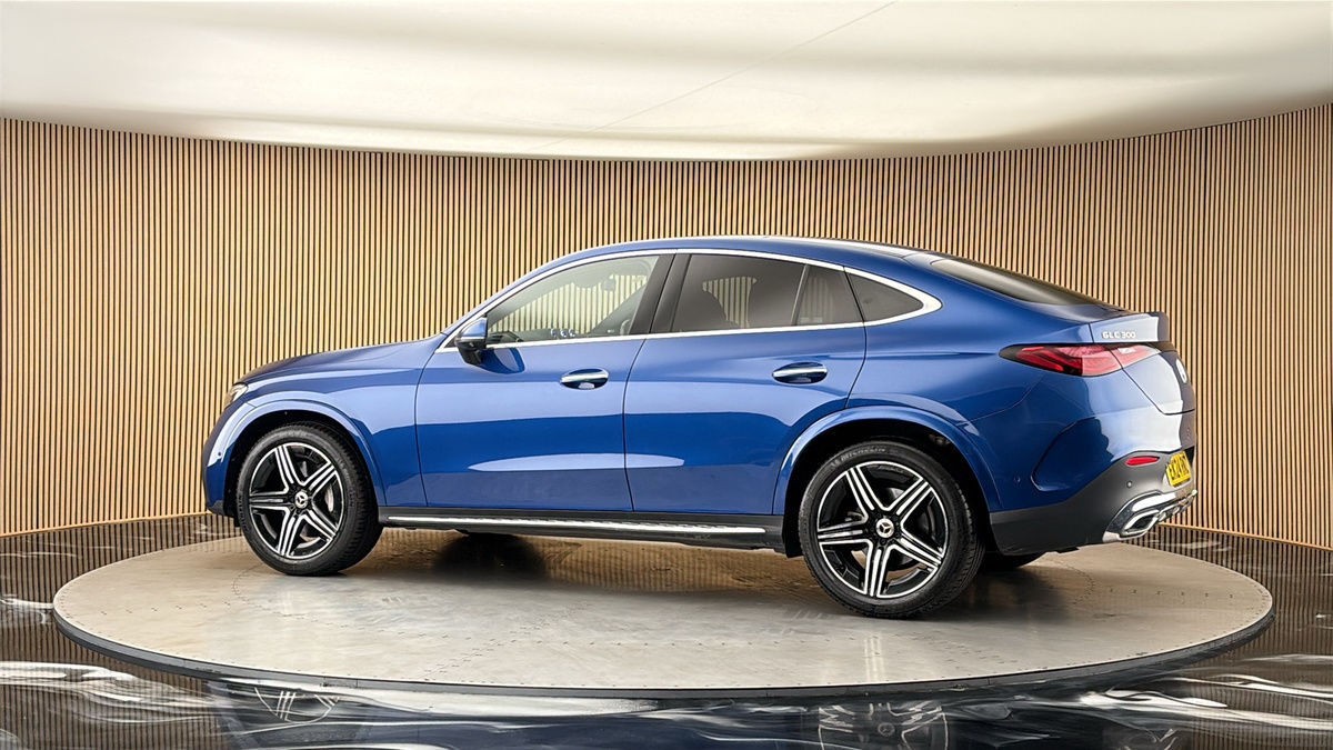 More views of Mercedes-Benz GLC
