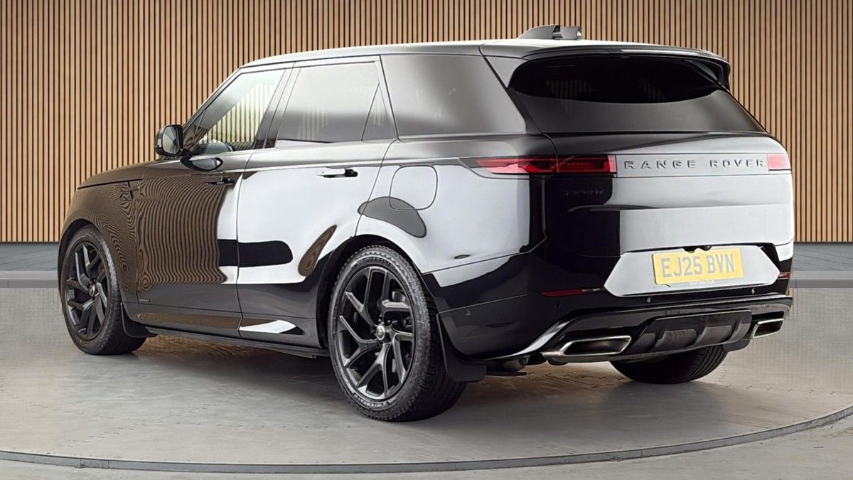 Land Rover Range Rover Sport Image 2