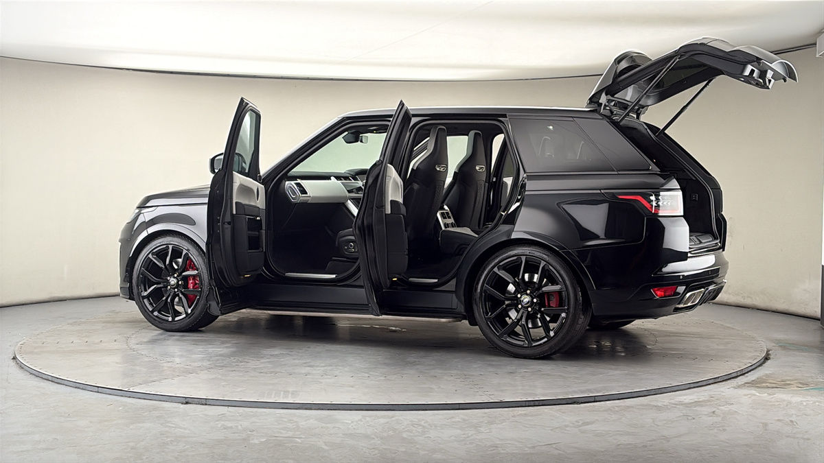 More views of Land Rover Range Rover Sport