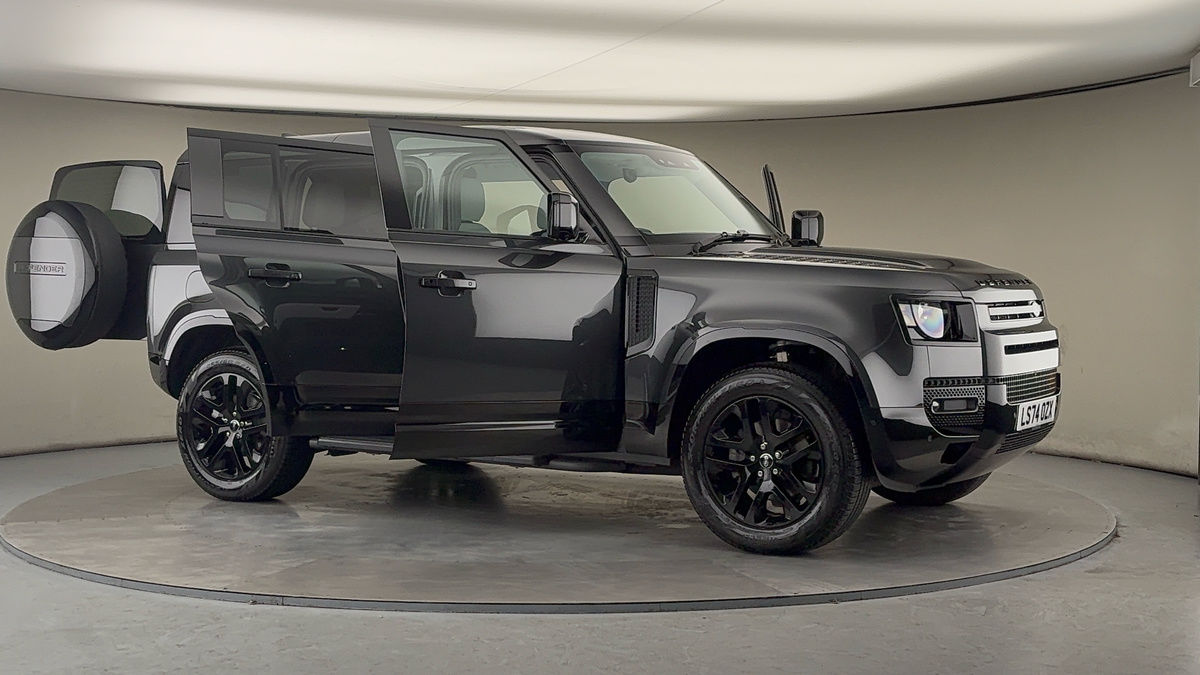 More views of Land Rover Defender 110