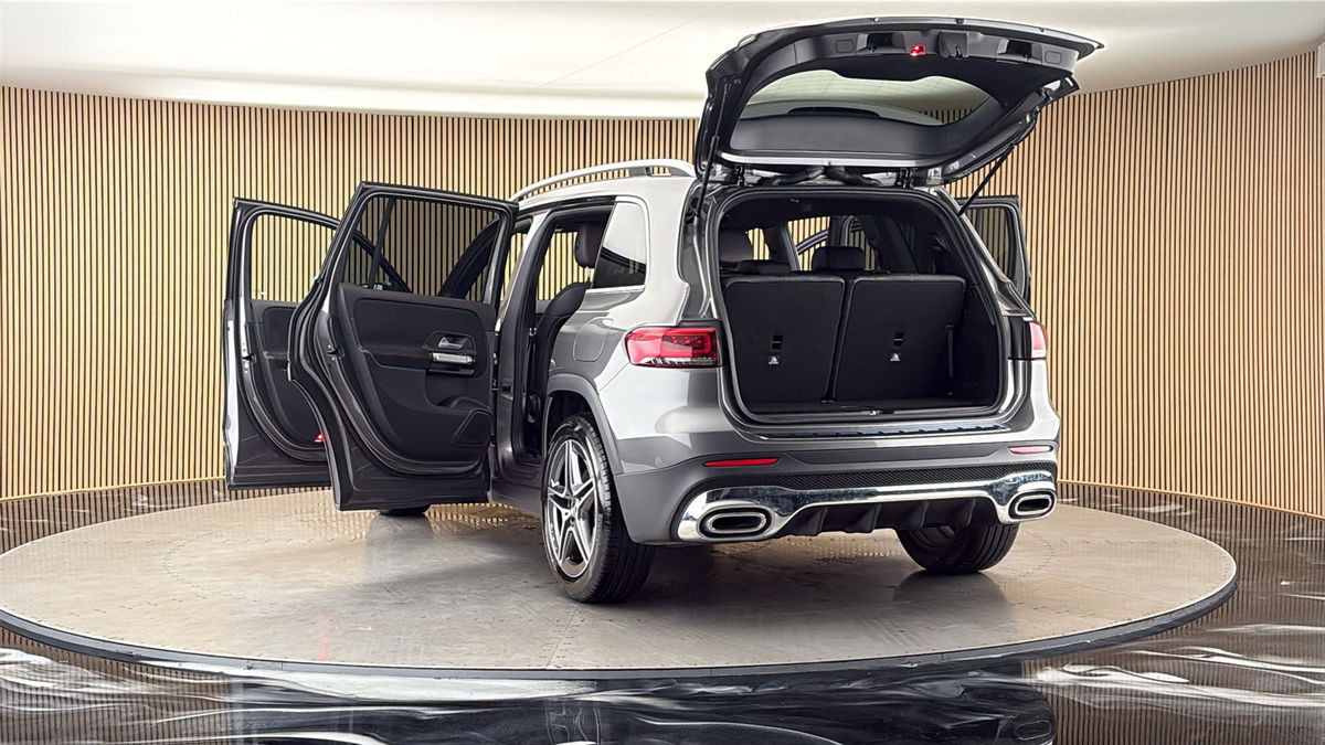 More views of Mercedes-Benz GLB