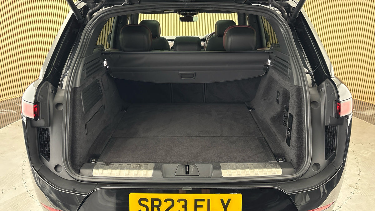 Land Rover Range Rover Sport Image 11