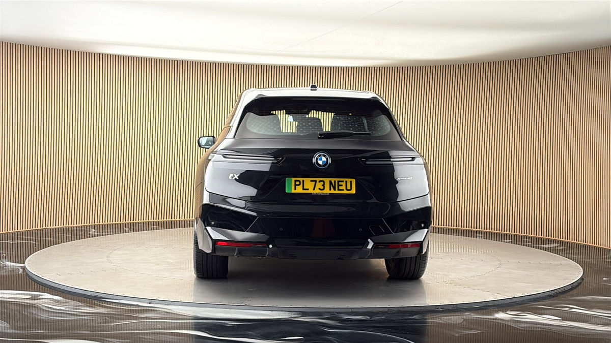 More views of BMW iX