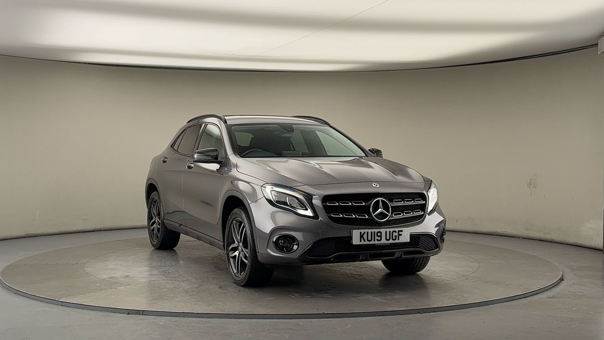 More views of Mercedes-Benz GLA