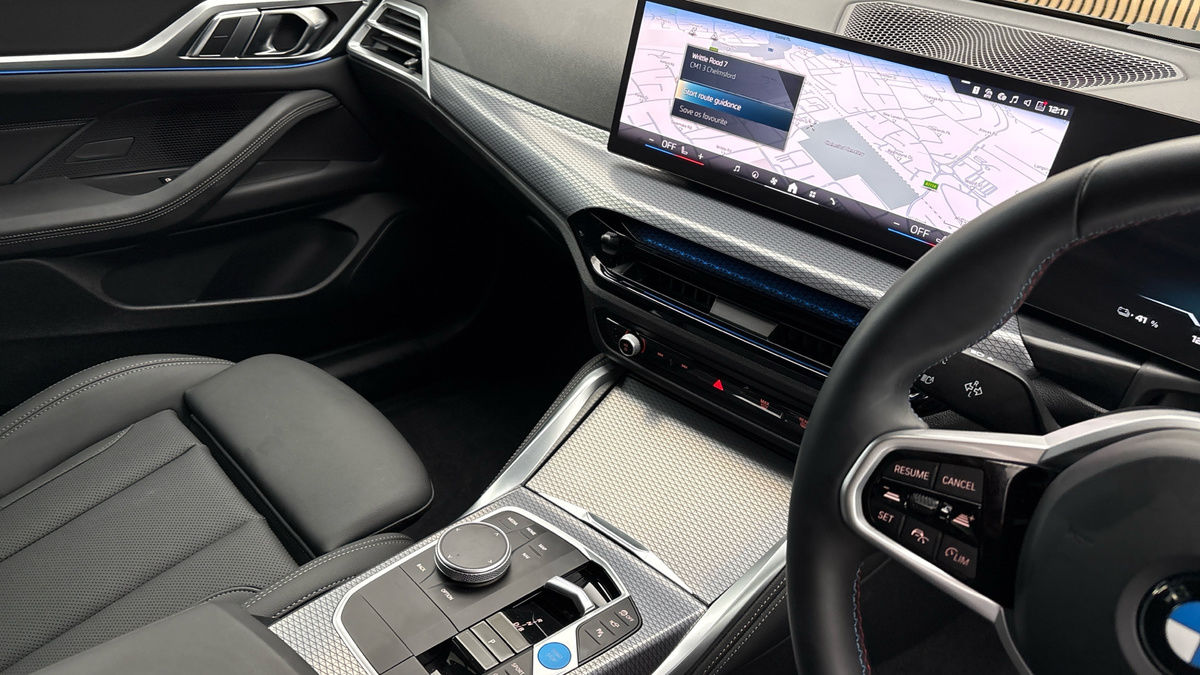 BMW i4 Image 18