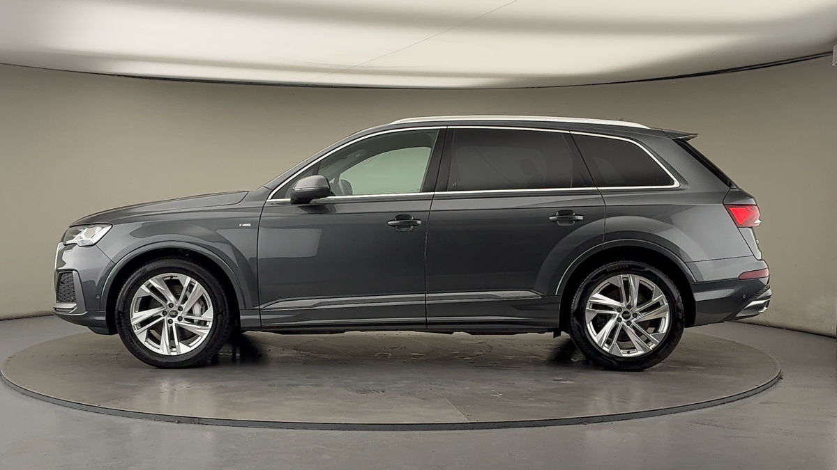 Audi Q7 Image 15