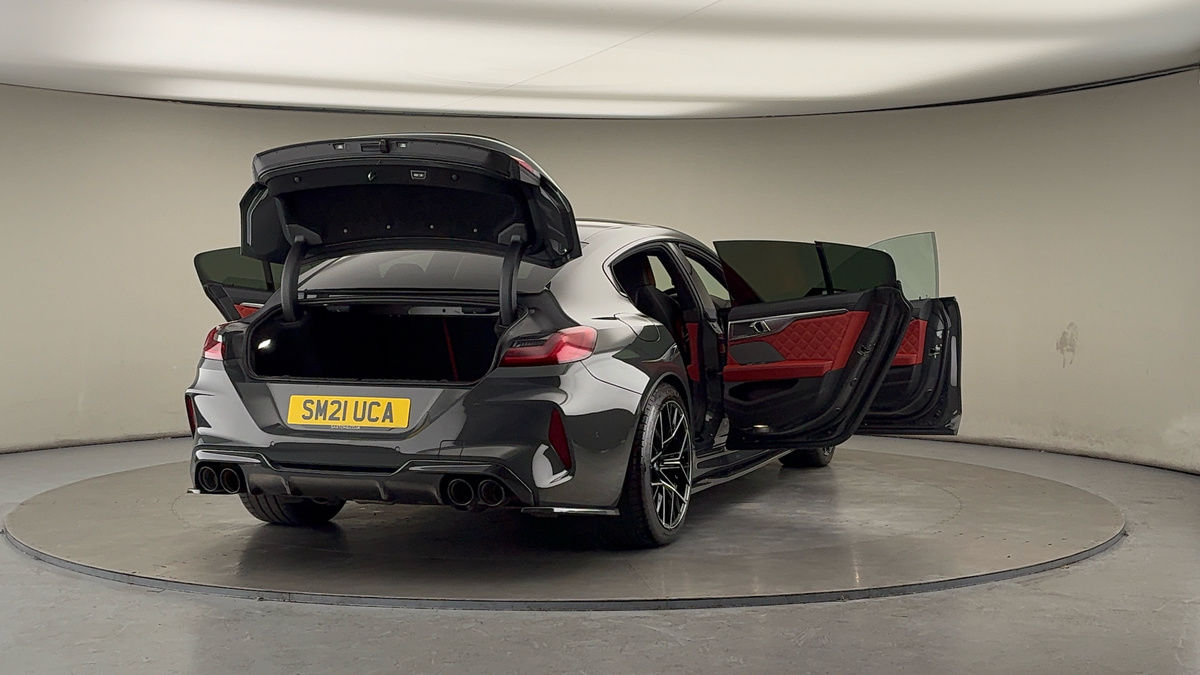 More views of BMW M8