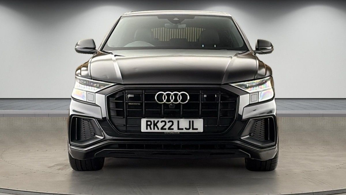 Audi Q8 Image 3