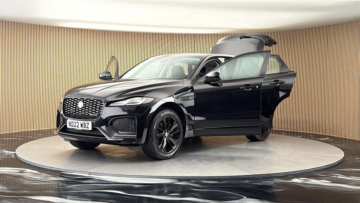 More views of Jaguar F-PACE