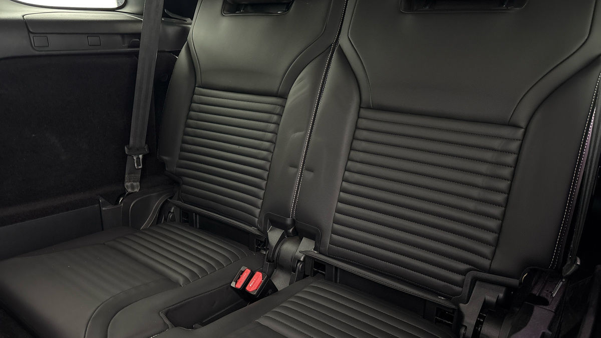 Land Rover Discovery Image 25