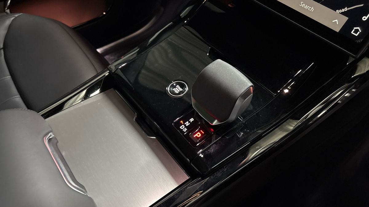 Land Rover Range Rover Sport Urban Image 18