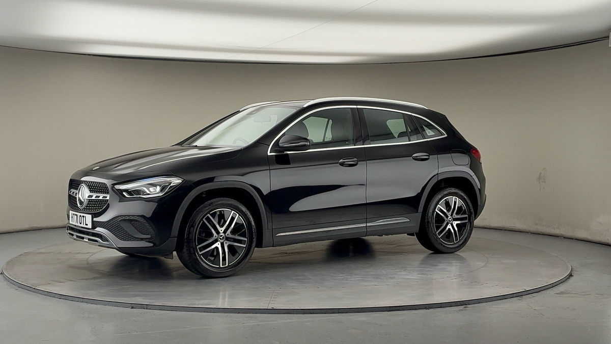 More views of Mercedes-Benz GLA