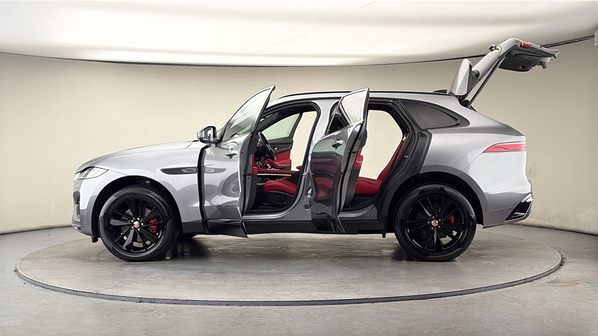 More views of Jaguar F-PACE