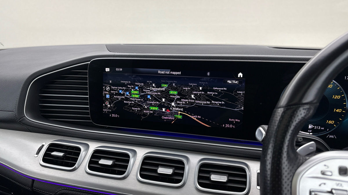 Mercedes-Benz GLS Image 17