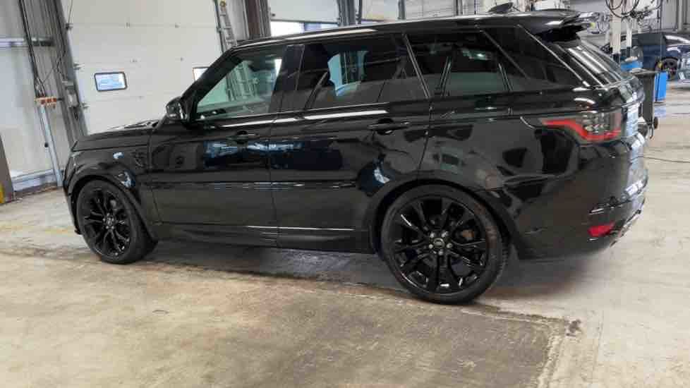 More views of Land Rover Range Rover Sport