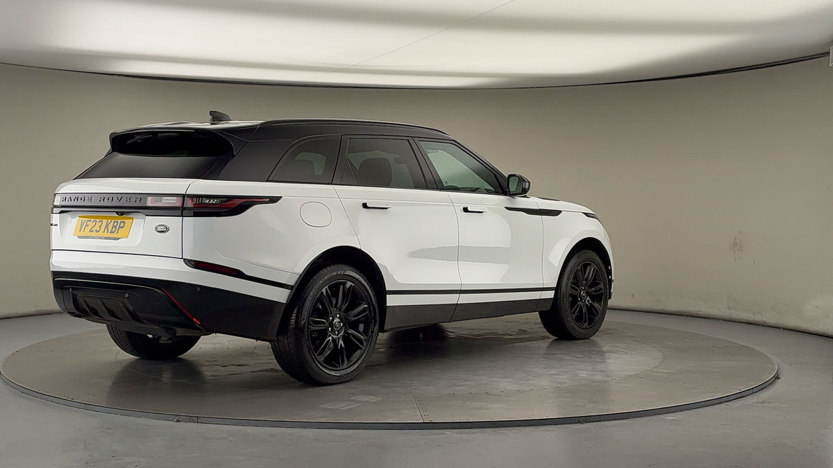 Land Rover Range Rover Velar Image 21