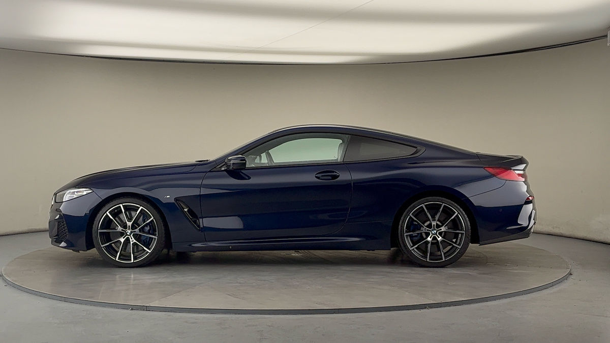 BMW 8 Series Image 15