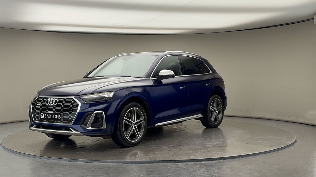 More views of Audi SQ5