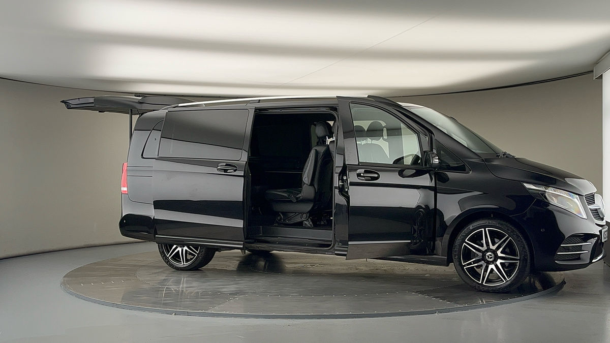 More views of Mercedes-Benz V Class