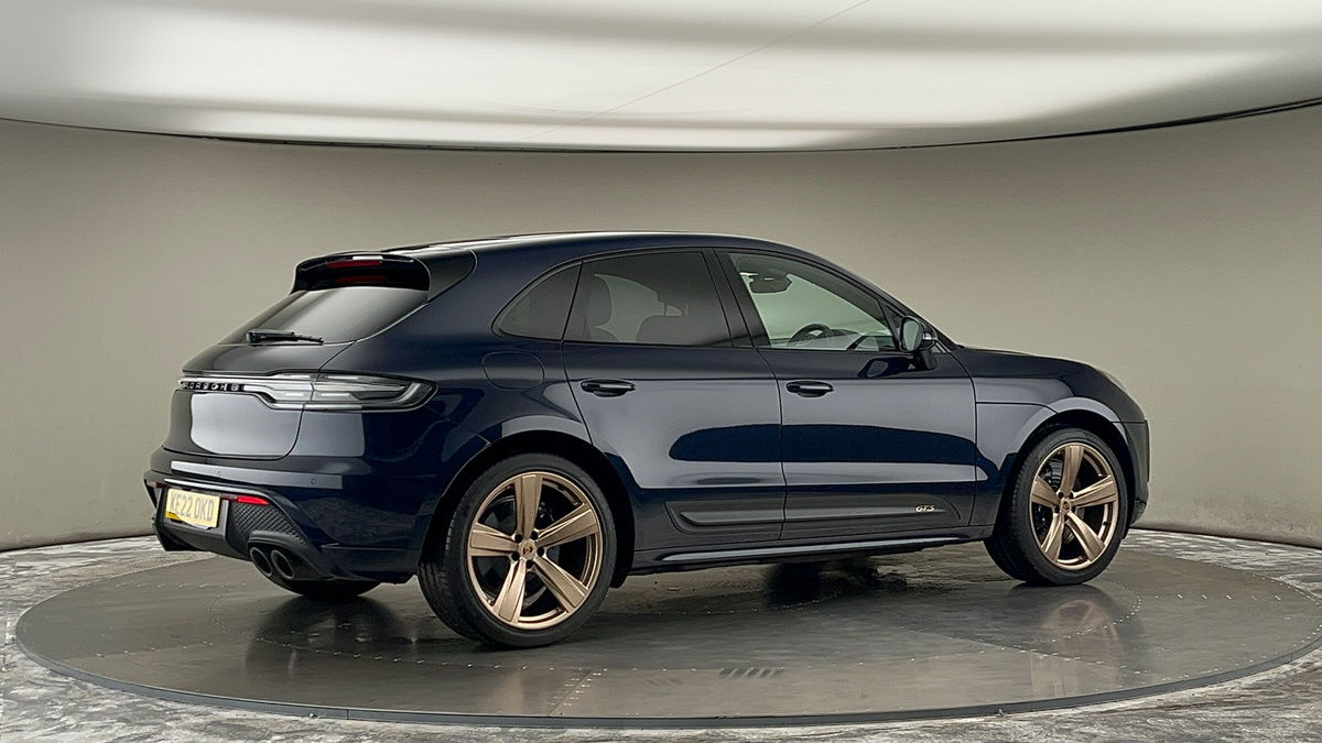 More views of Porsche Macan