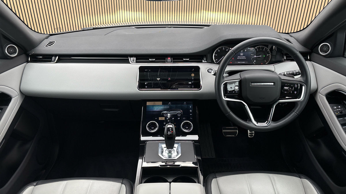Land Rover Range Rover Evoque Image 12