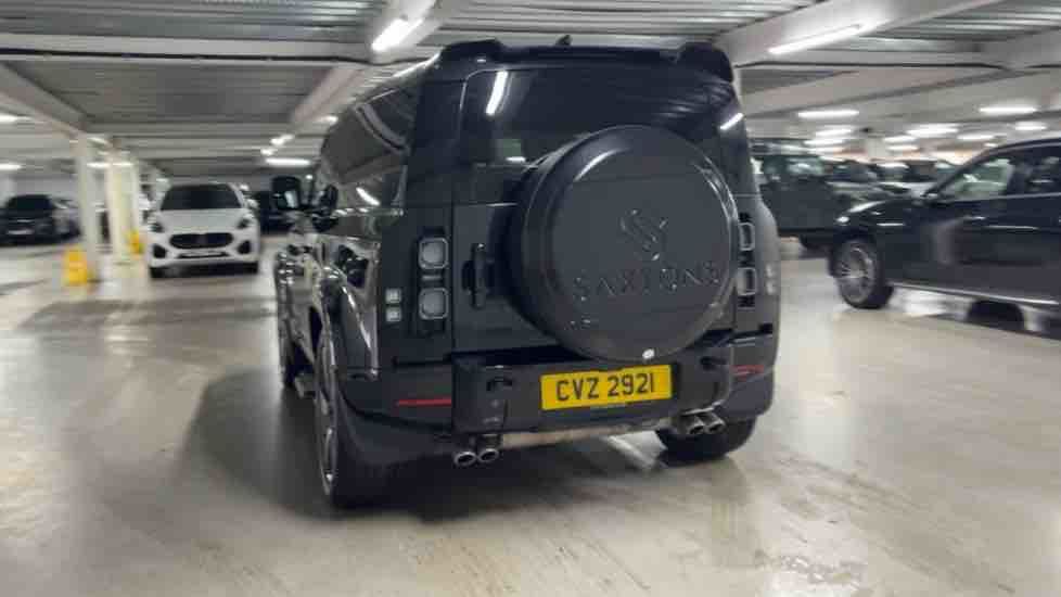 More views of Land Rover Defender 90