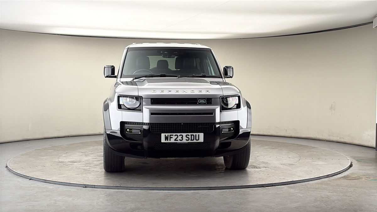 More views of Land Rover Defender 90