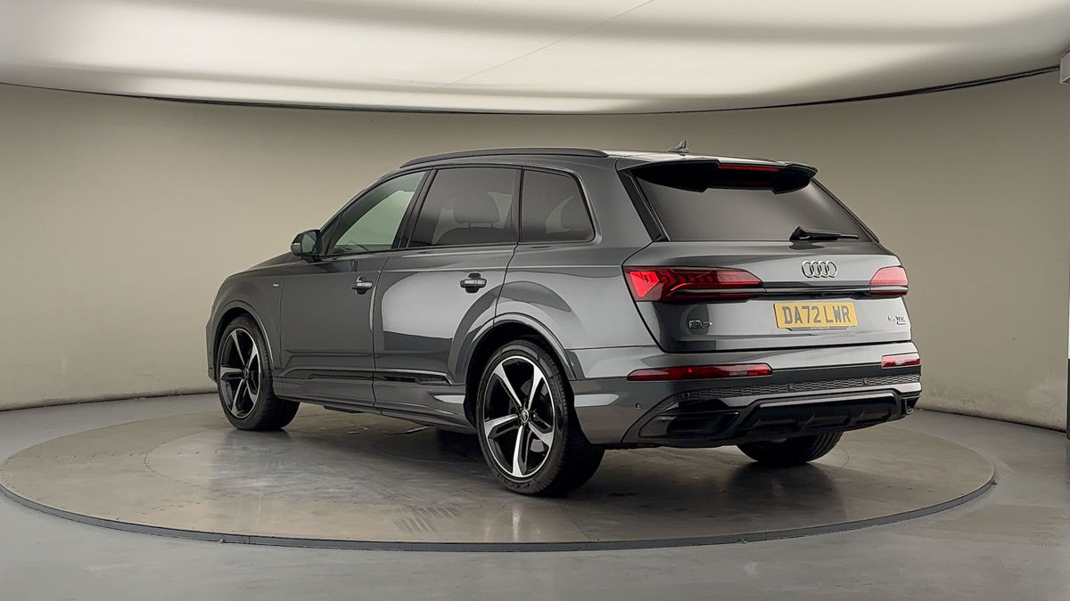 Audi Q7 Image 2