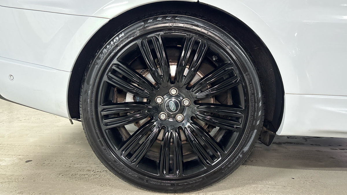 Land Rover Range Rover Sport Image 10