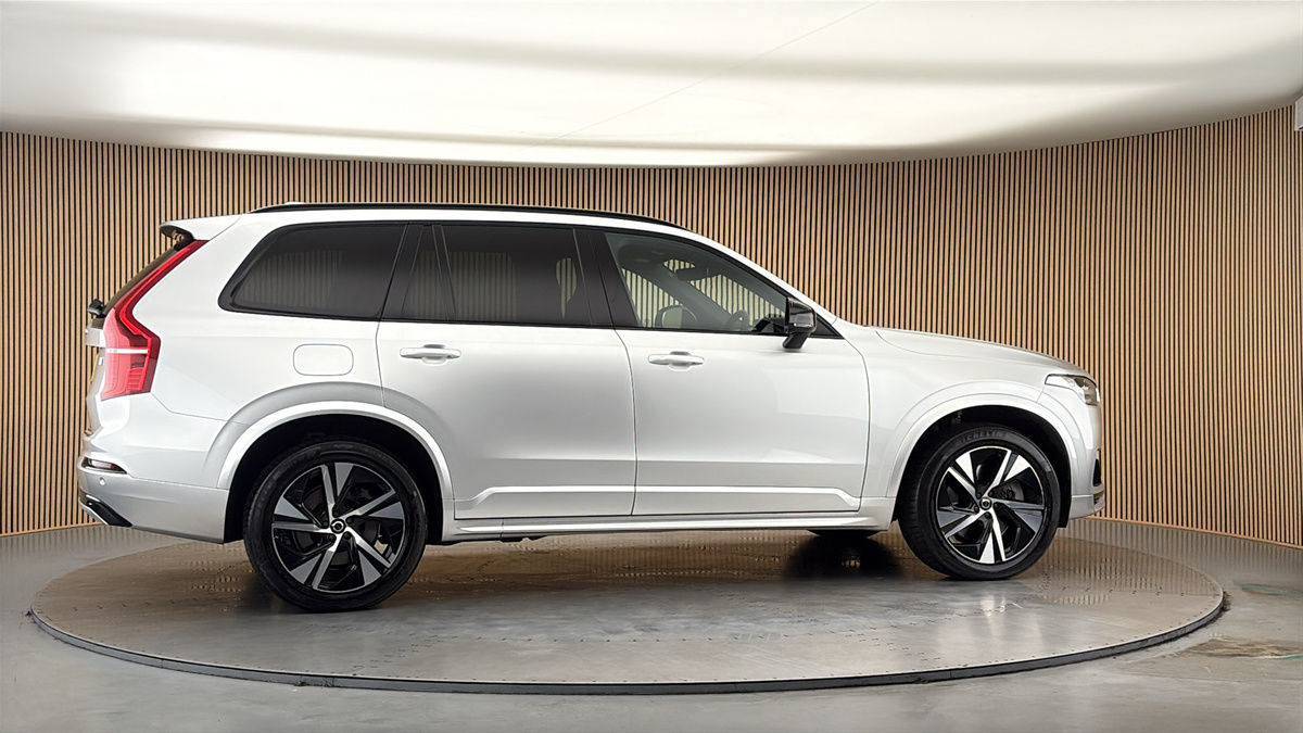 More views of Volvo XC90
