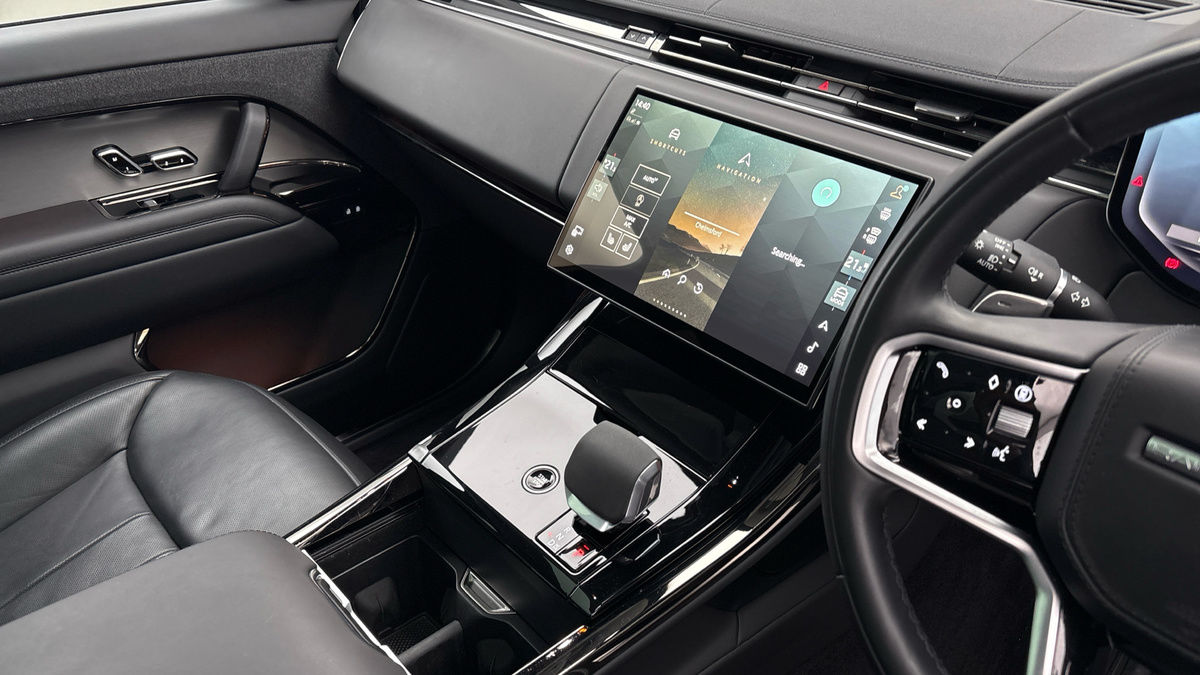 Land Rover Range Rover Sport Image 18