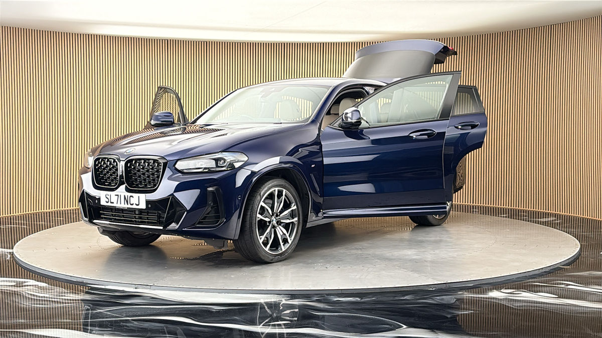 More views of BMW X4