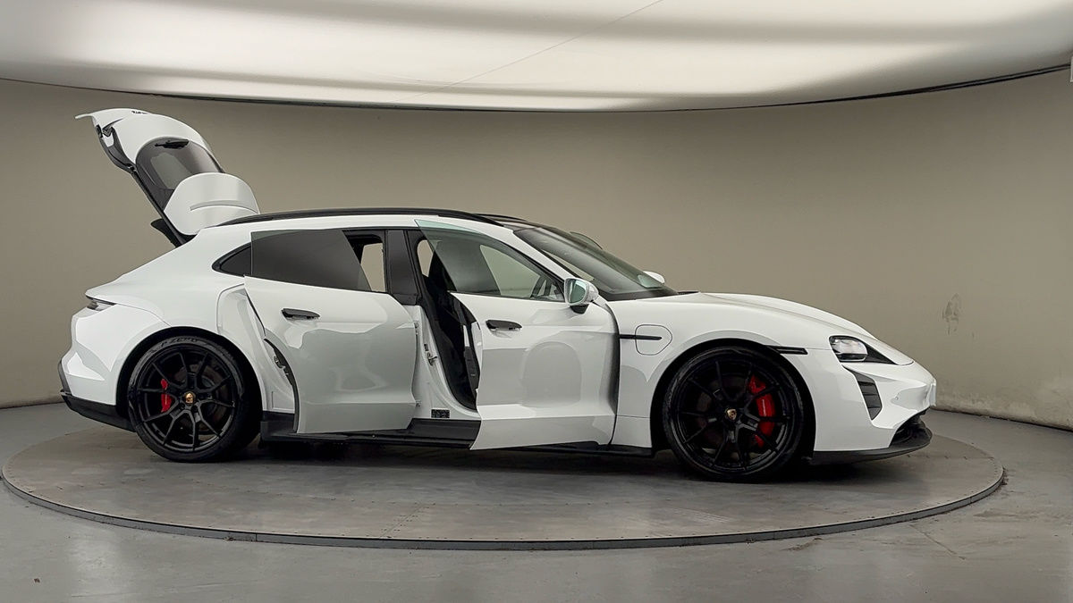 More views of Porsche Taycan