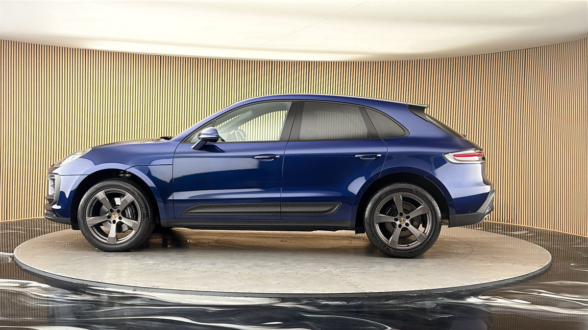 More views of Porsche Macan