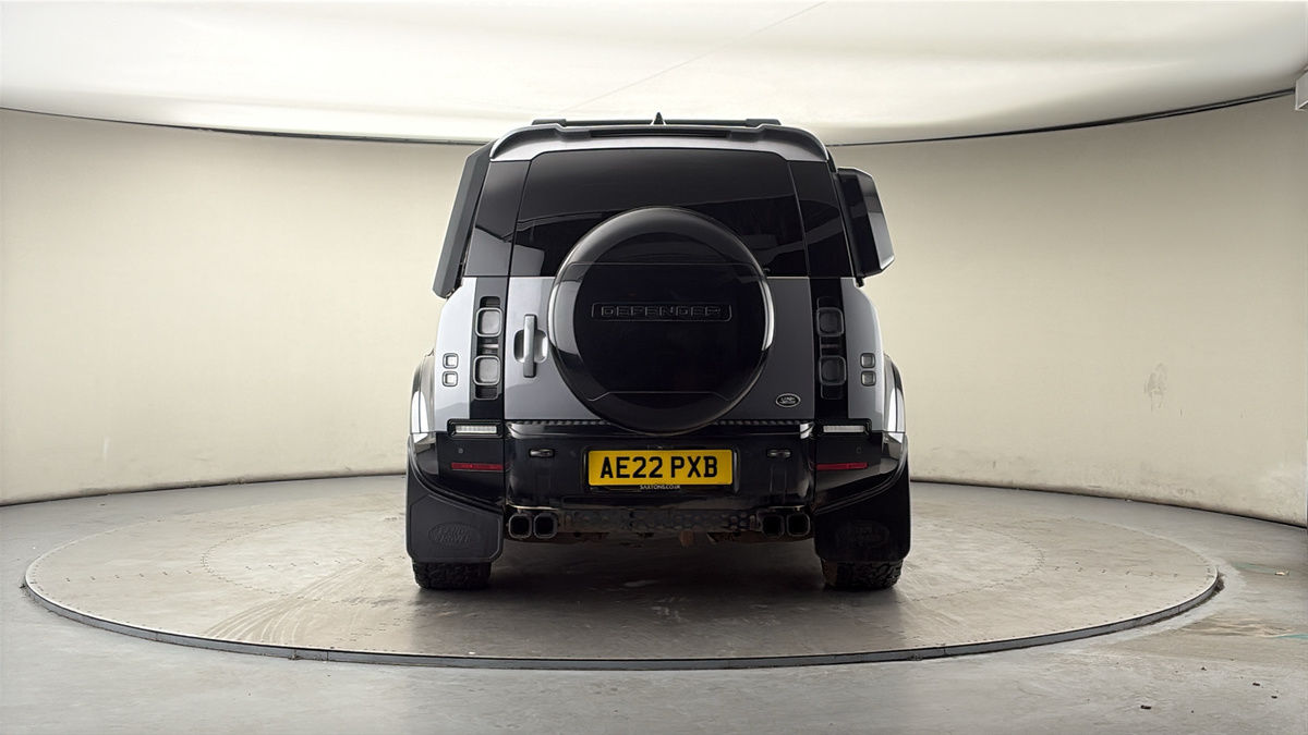 More views of Land Rover Defender 110