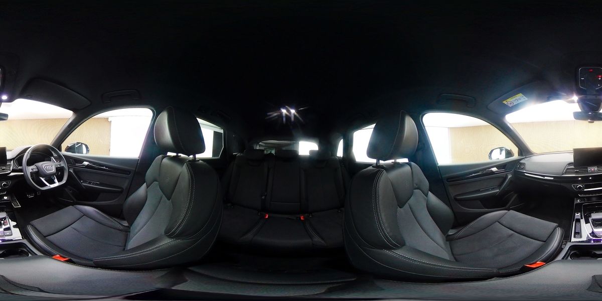 More views of Audi Q5