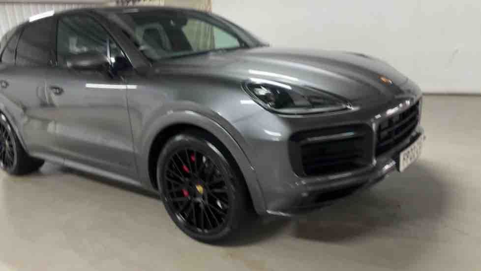 More views of Porsche Cayenne