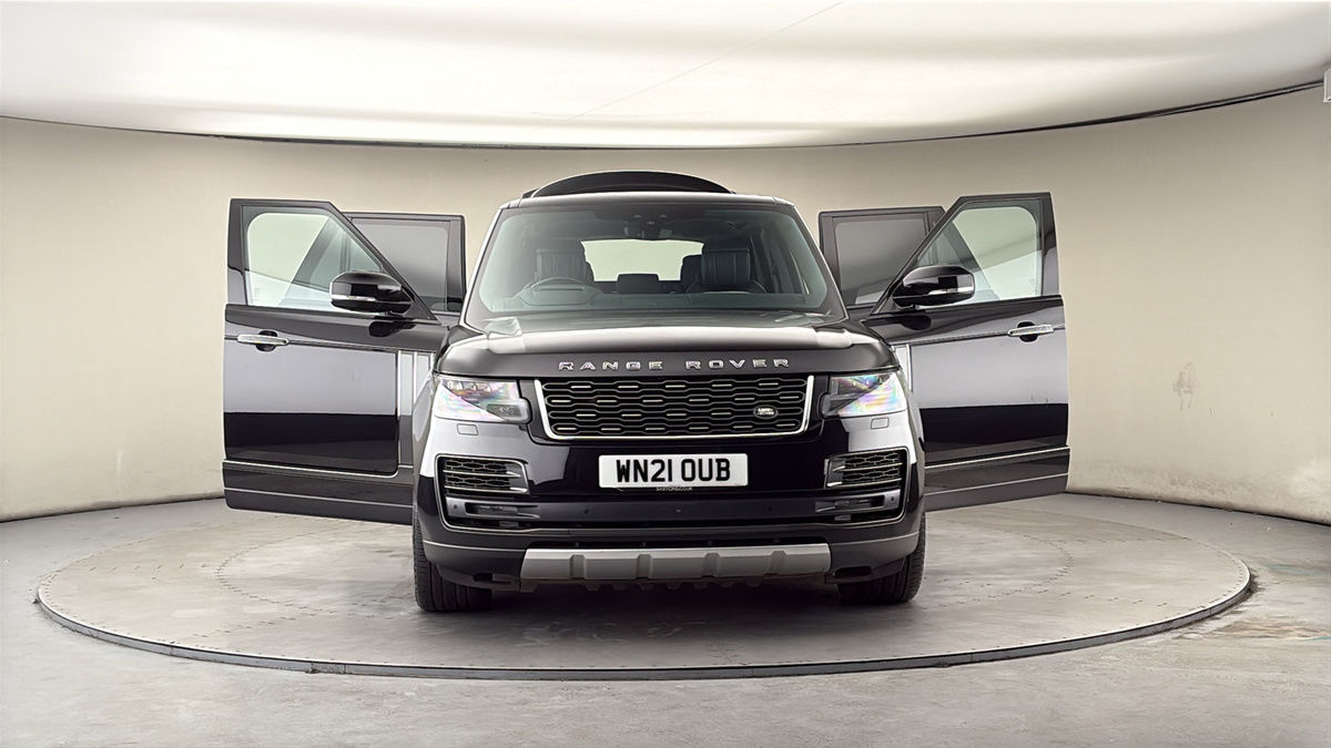 More views of Land Rover Range Rover
