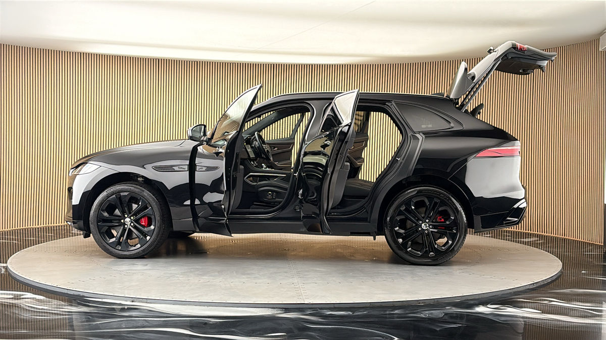 More views of Jaguar F-PACE
