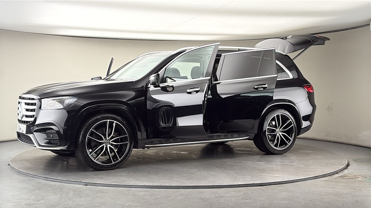 More views of Mercedes-Benz GLS