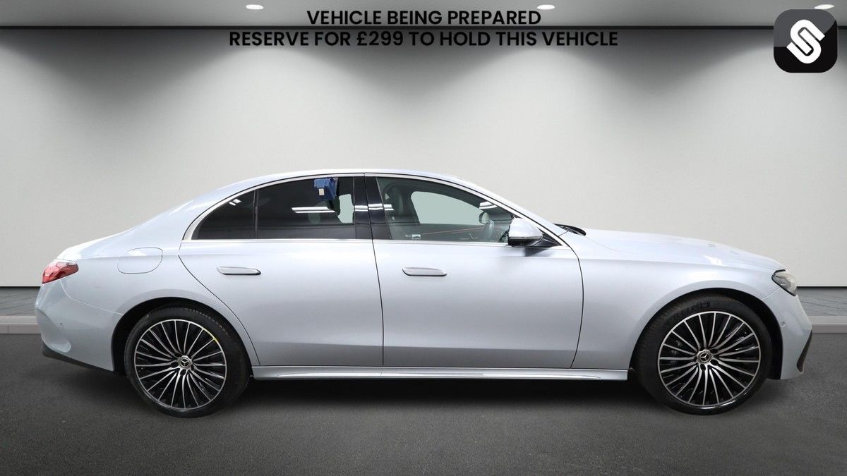 Mercedes-Benz E Class Image 5