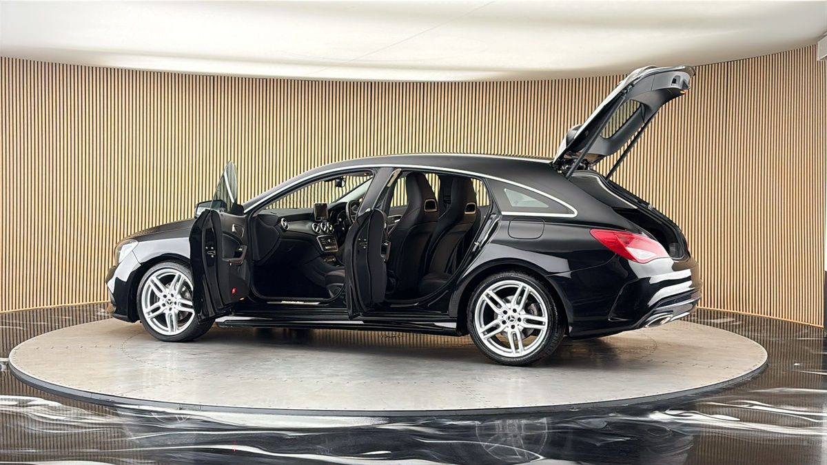 More views of Mercedes-Benz CLA