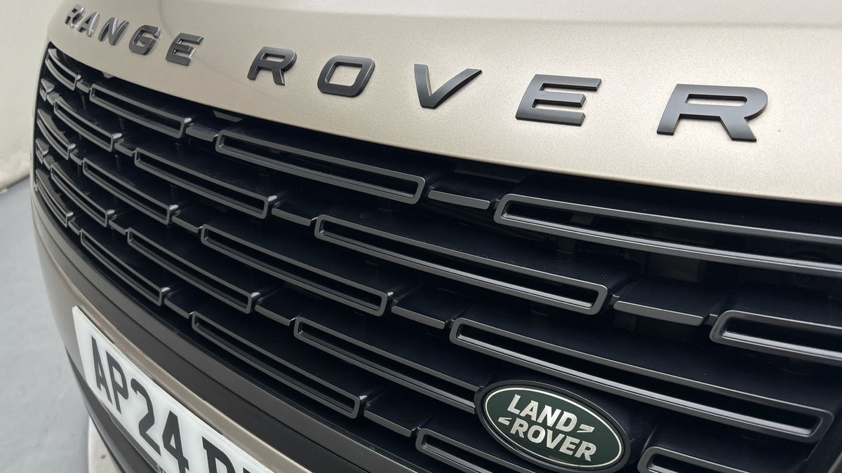 Land Rover Range Rover Image 24