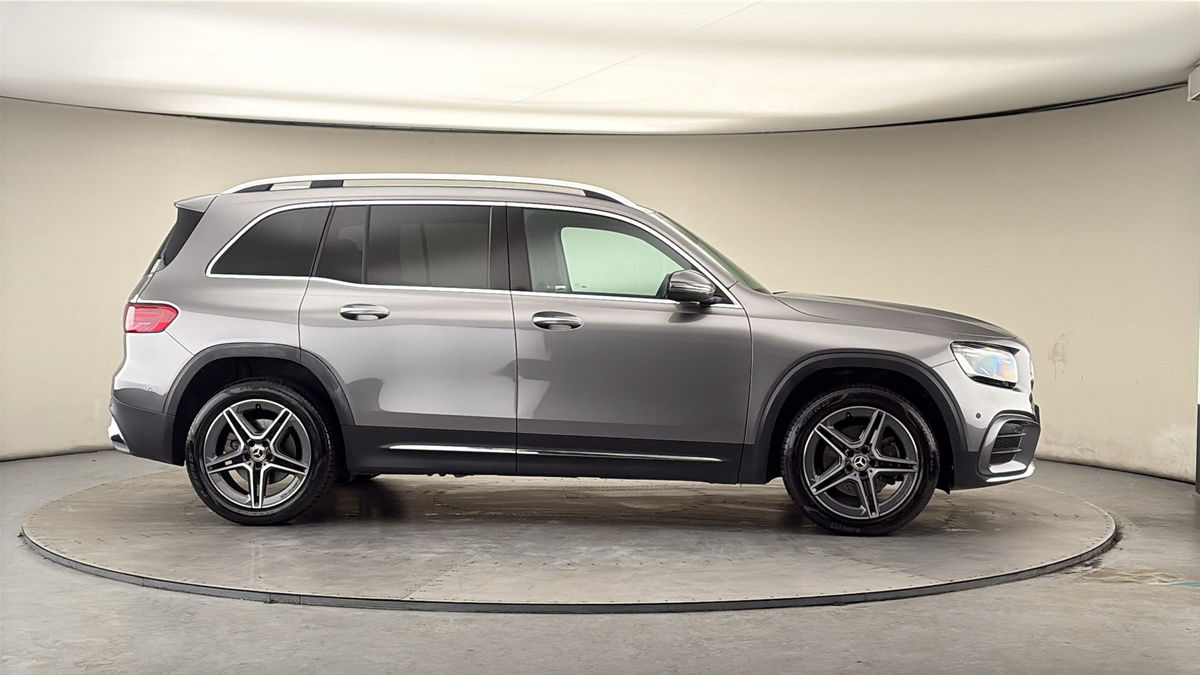 More views of Mercedes-Benz GLB