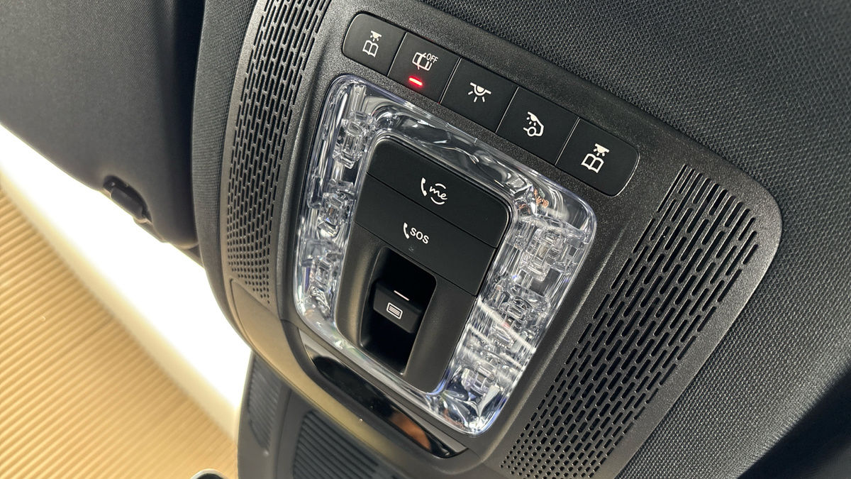 Mercedes-Benz GLS Image 34