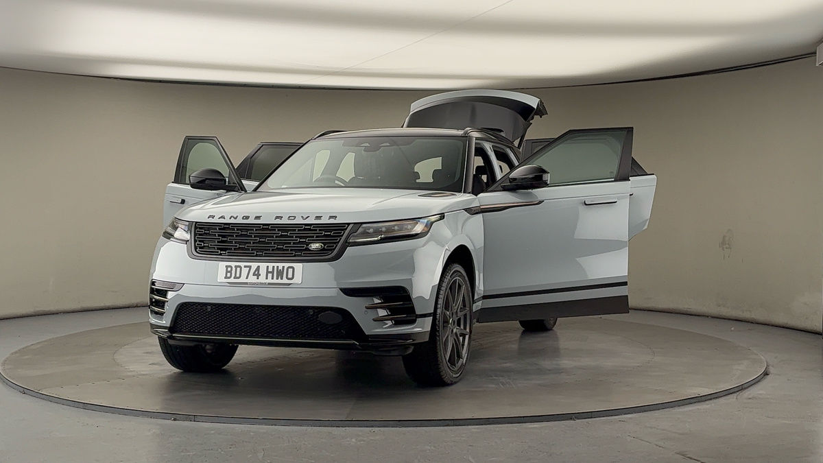 More views of Land Rover Range Rover Velar